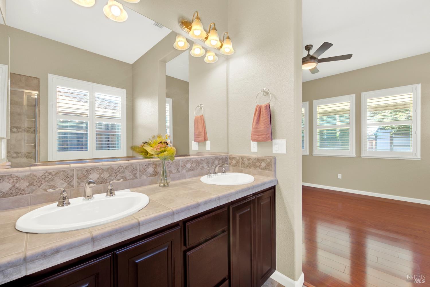 Detail Gallery Image 42 of 71 For 3007 Norwich Ct, Vacaville,  CA 95687 - 3 Beds | 2 Baths
