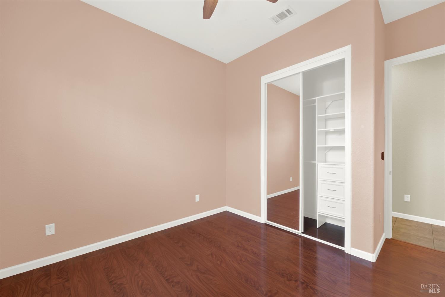 Detail Gallery Image 32 of 71 For 3007 Norwich Ct, Vacaville,  CA 95687 - 3 Beds | 2 Baths