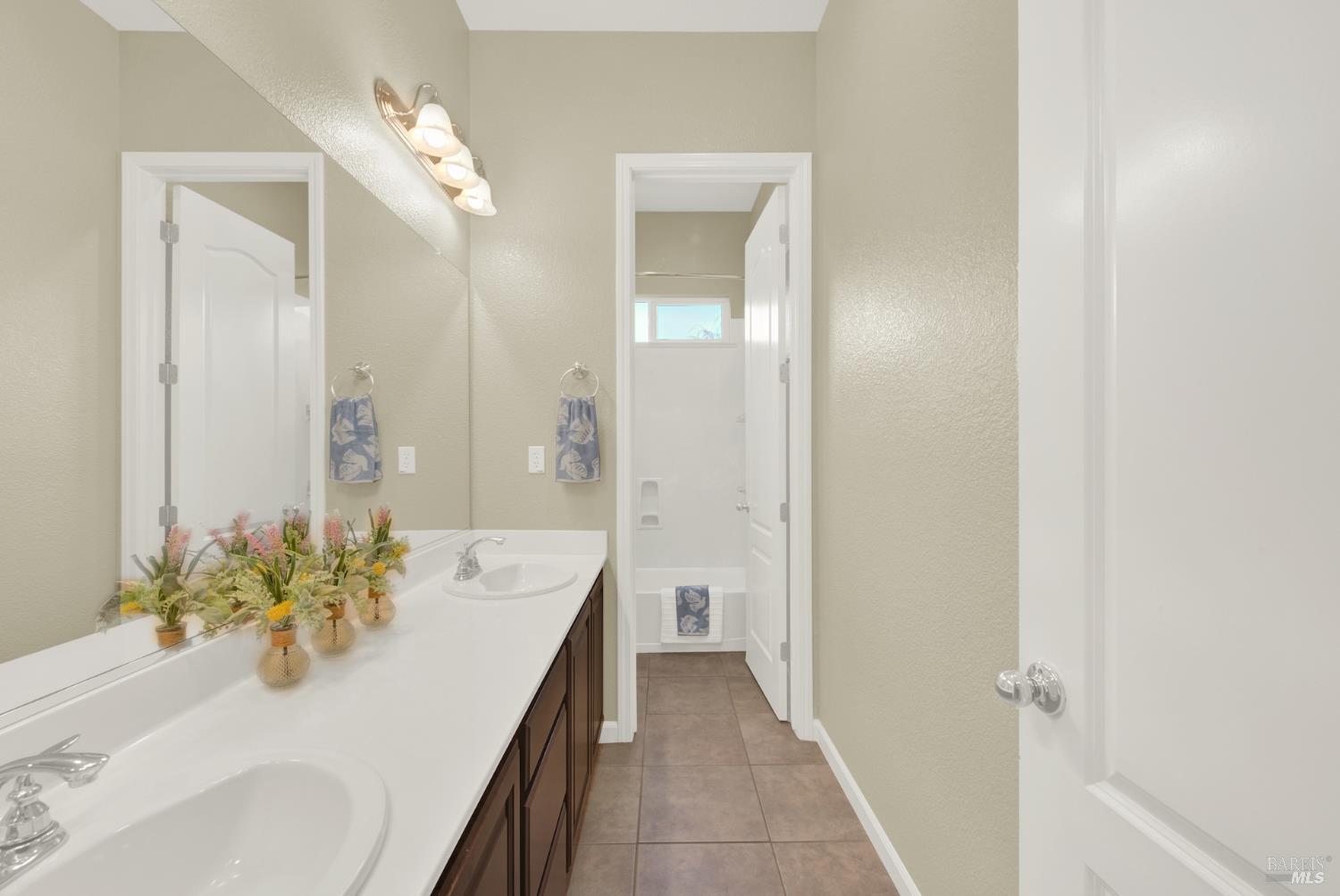 Detail Gallery Image 30 of 71 For 3007 Norwich Ct, Vacaville,  CA 95687 - 3 Beds | 2 Baths