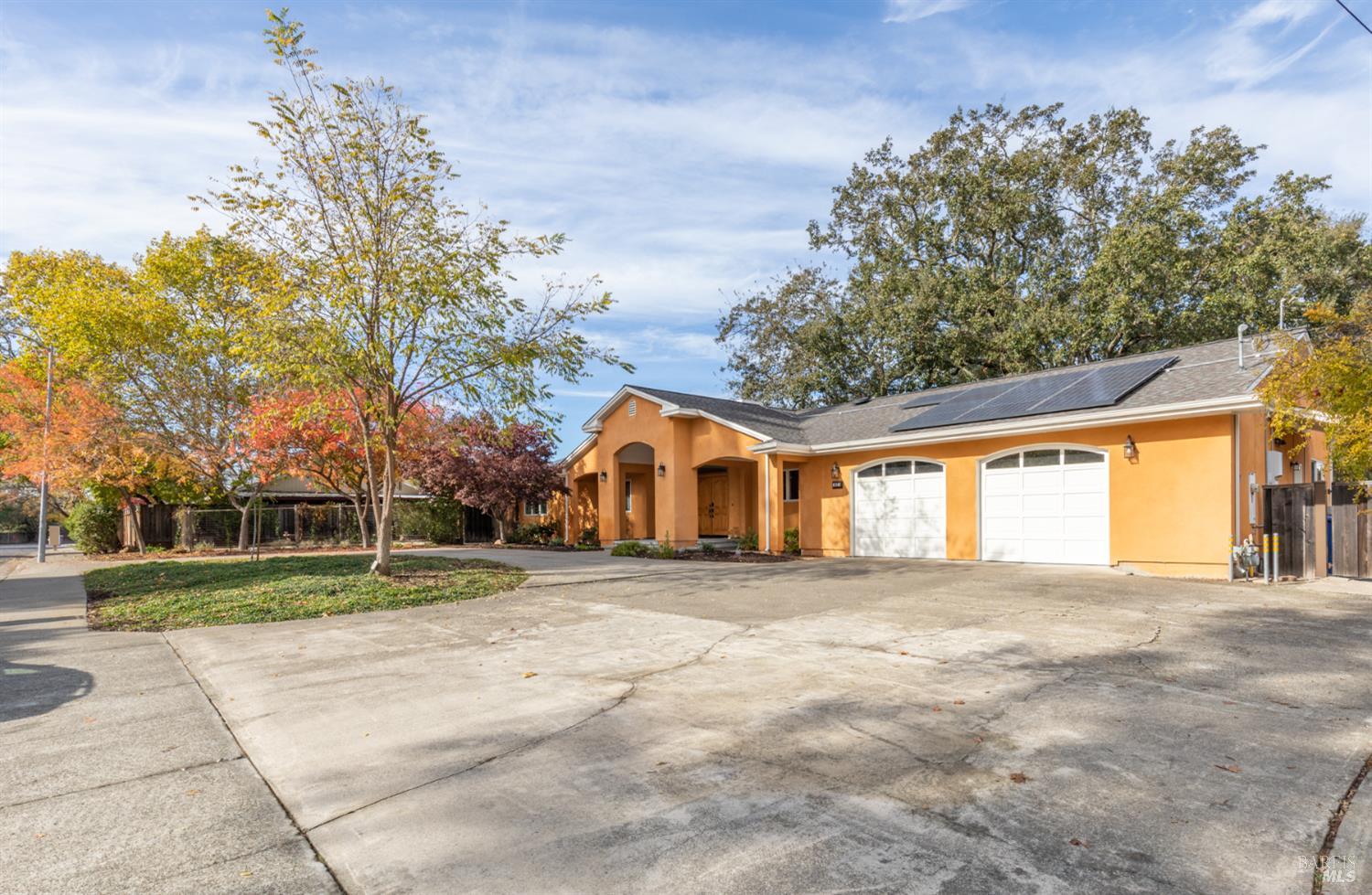 Detail Gallery Image 38 of 40 For 9821 Dawn Way, Windsor,  CA 95492 - 5 Beds | 4 Baths