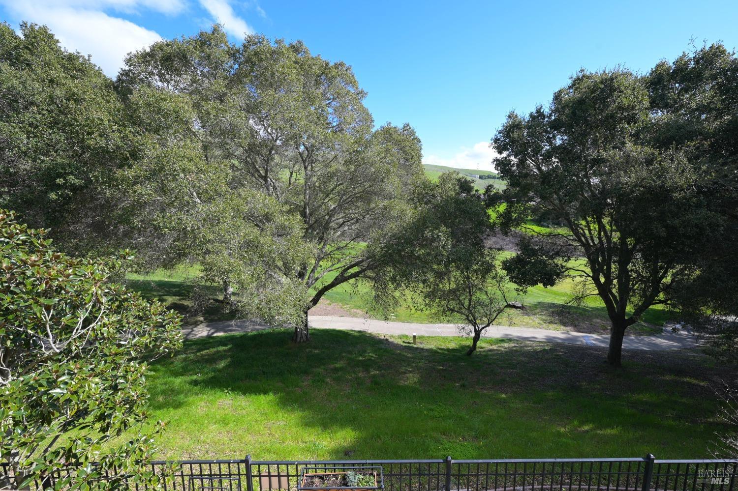 Detail Gallery Image 29 of 50 For 2664 Avocet Ln, Vallejo,  CA 94591 - 3 Beds | 2/1 Baths