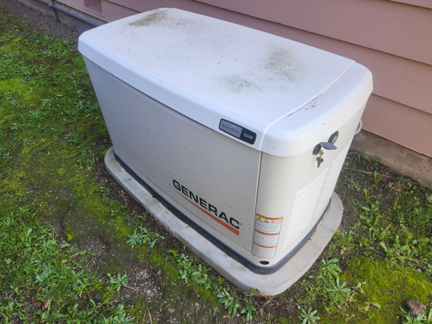 Detail Gallery Image 10 of 13 For 1338 Rose Ave, Ukiah,  CA 95482 - 3 Beds | 2 Baths