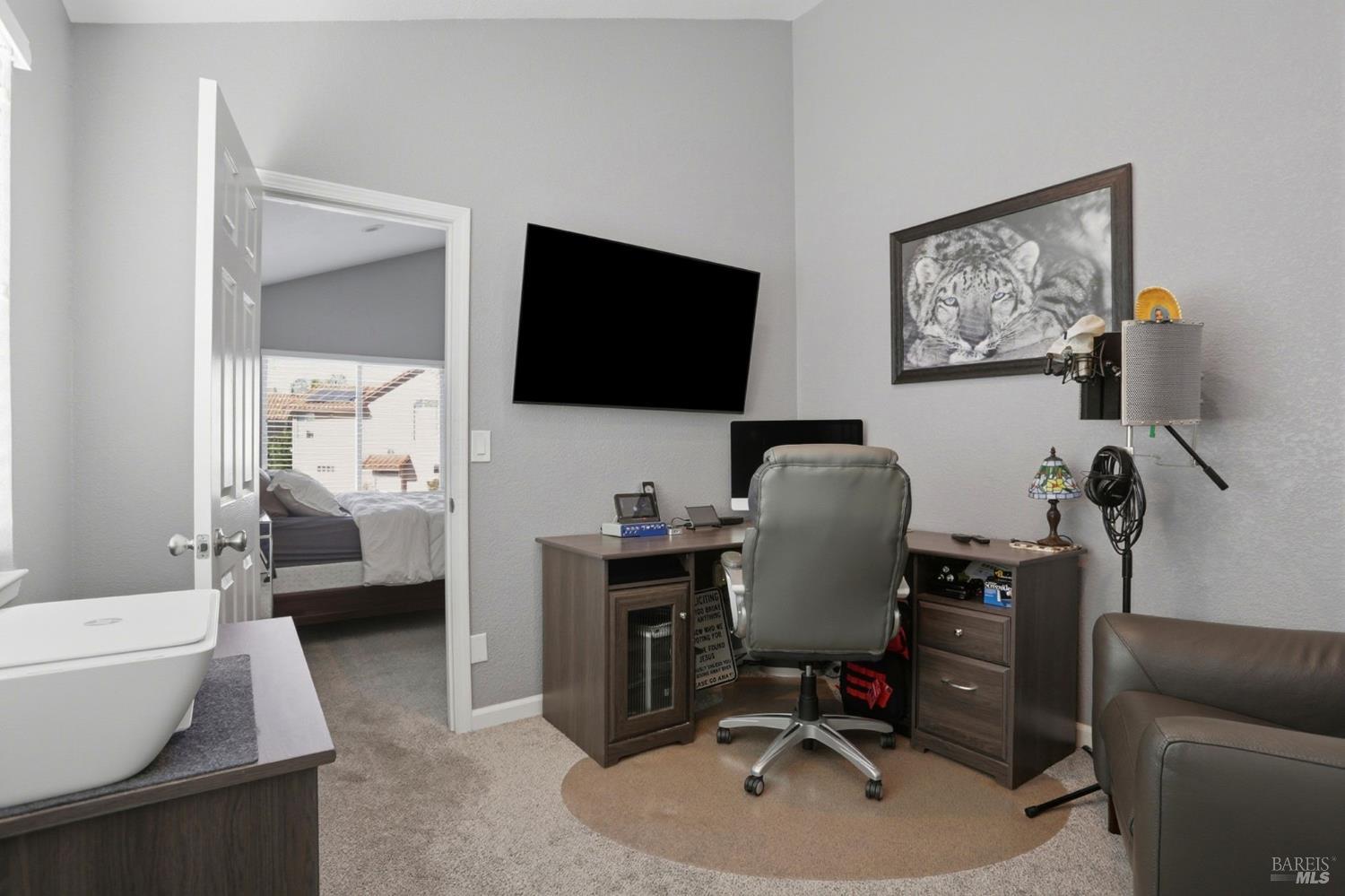 Detail Gallery Image 27 of 52 For 708 Owl Dr, Vacaville,  CA 95687 - 4 Beds | 3 Baths