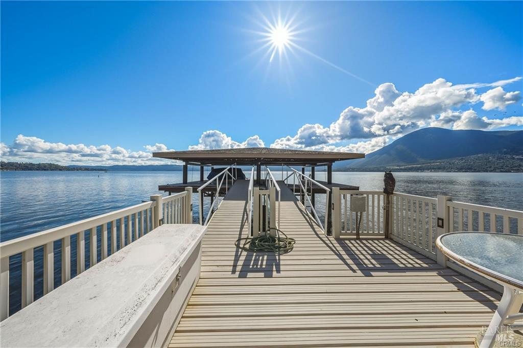 Detail Gallery Image 2 of 61 For 10165 Lakeshore Dr, Clearlake,  CA 95422 - 4 Beds | 3 Baths