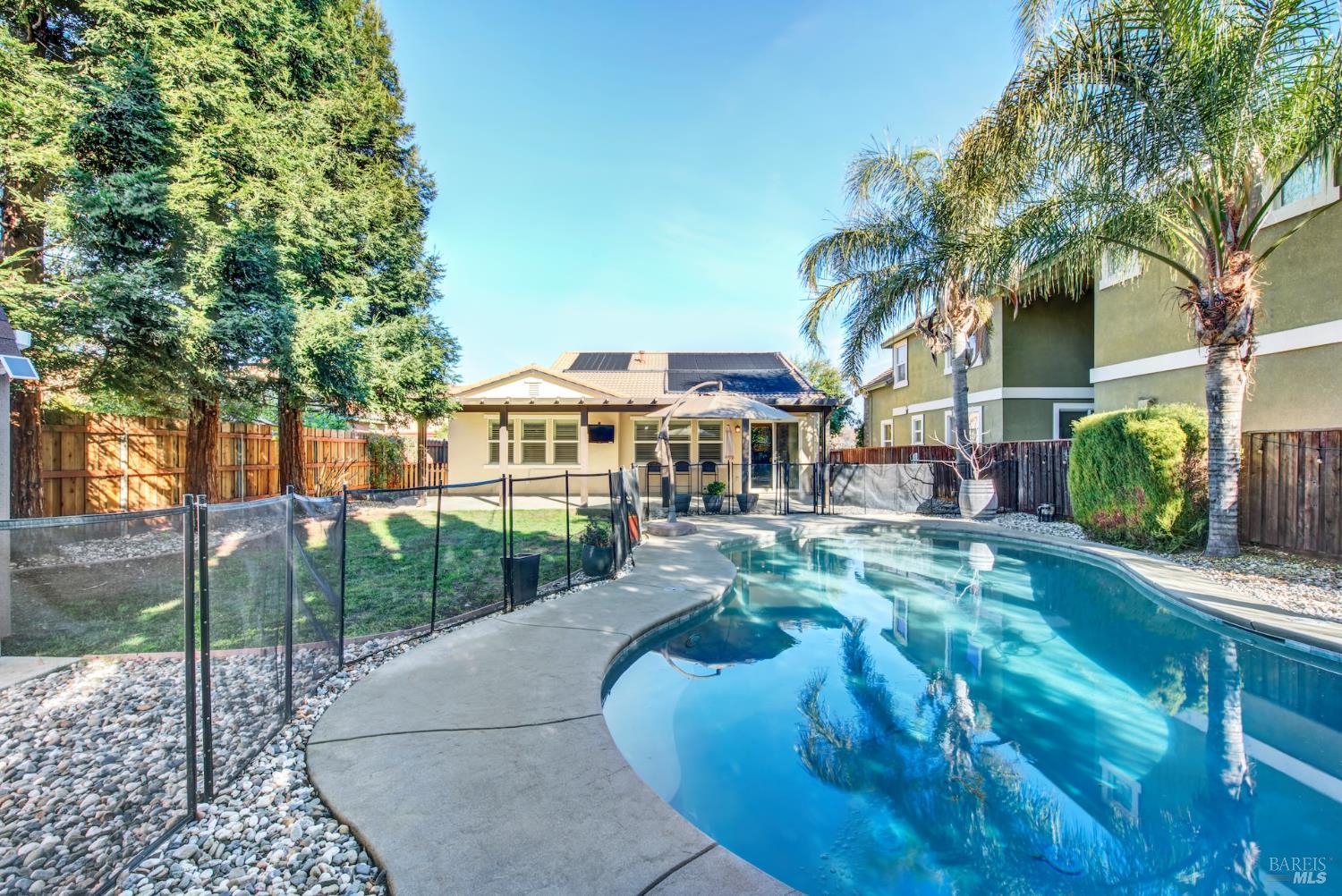 Detail Gallery Image 60 of 71 For 3007 Norwich Ct, Vacaville,  CA 95687 - 3 Beds | 2 Baths