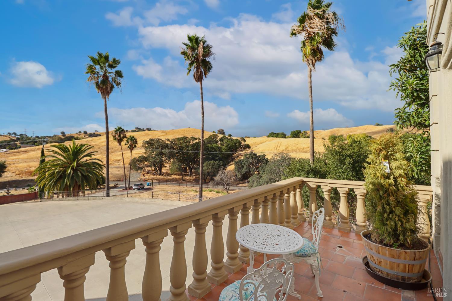 Detail Gallery Image 29 of 99 For 3945 Joslin Ln, Vacaville,  CA 95688 - 6 Beds | 5/4 Baths