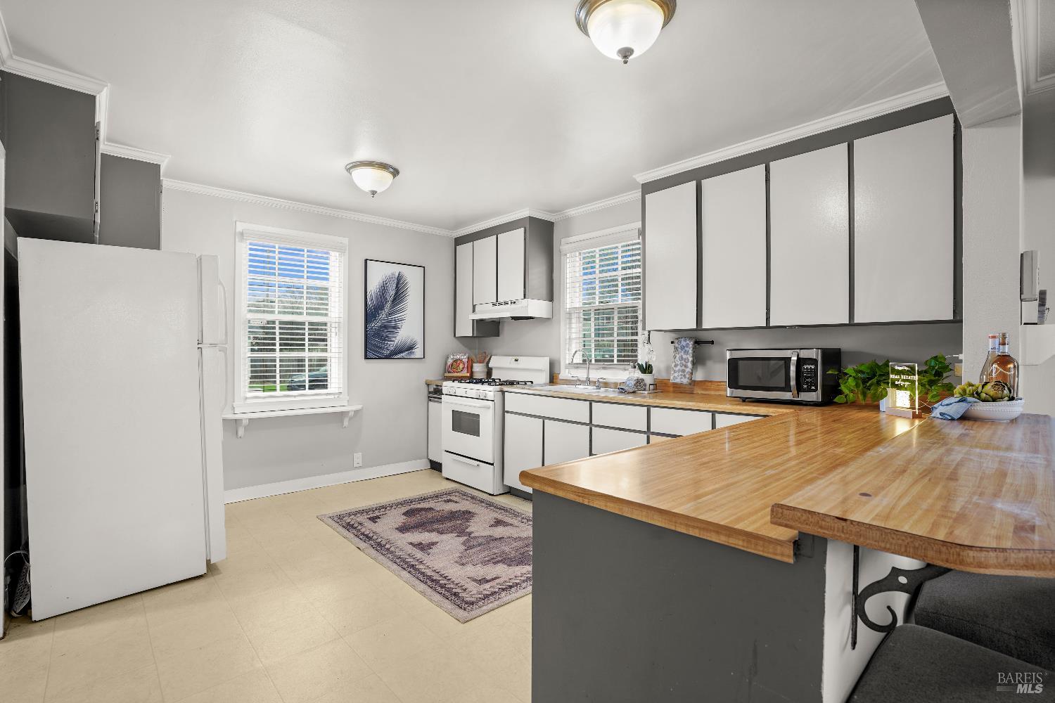 Detail Gallery Image 2 of 31 For 26 Baldwin St, Vallejo,  CA 94590 - 3 Beds | 1 Baths