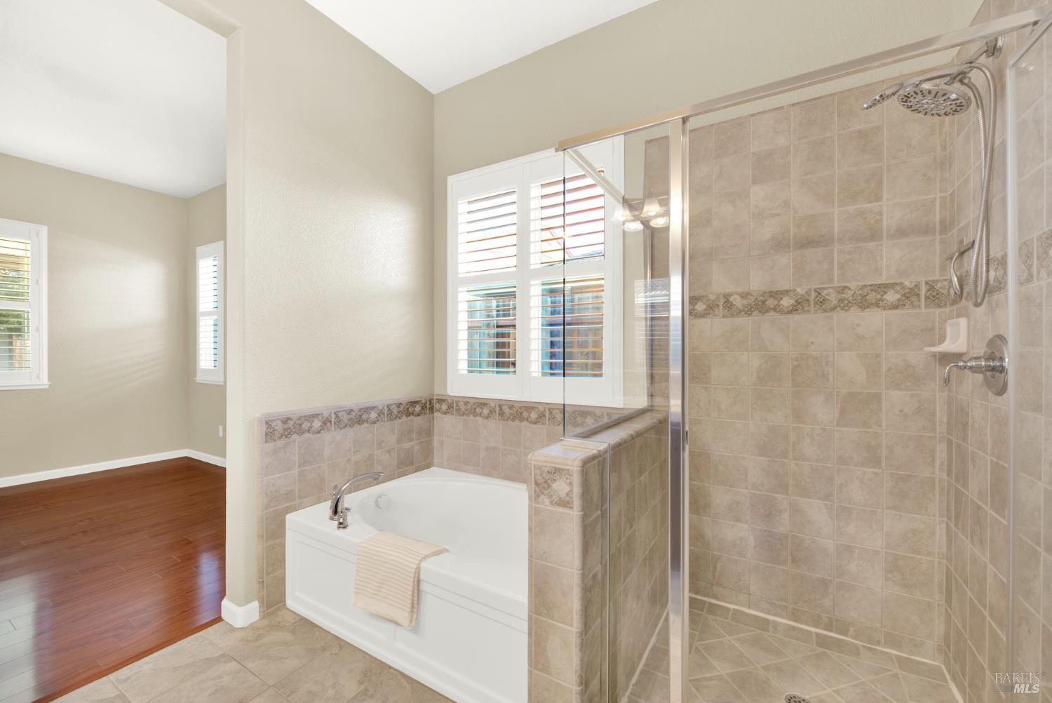 Detail Gallery Image 43 of 71 For 3007 Norwich Ct, Vacaville,  CA 95687 - 3 Beds | 2 Baths