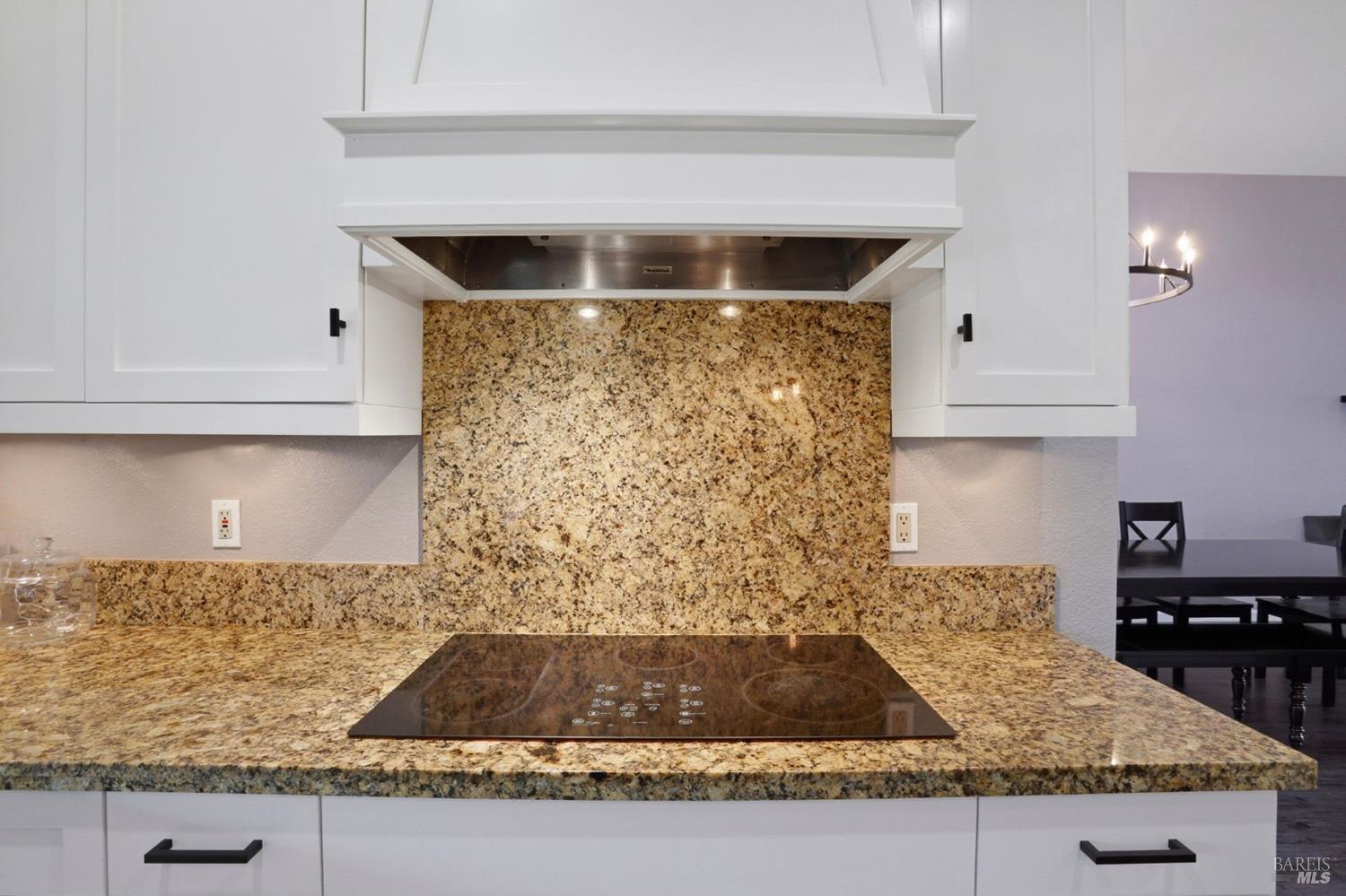 Detail Gallery Image 12 of 52 For 708 Owl Dr, Vacaville,  CA 95687 - 4 Beds | 3 Baths