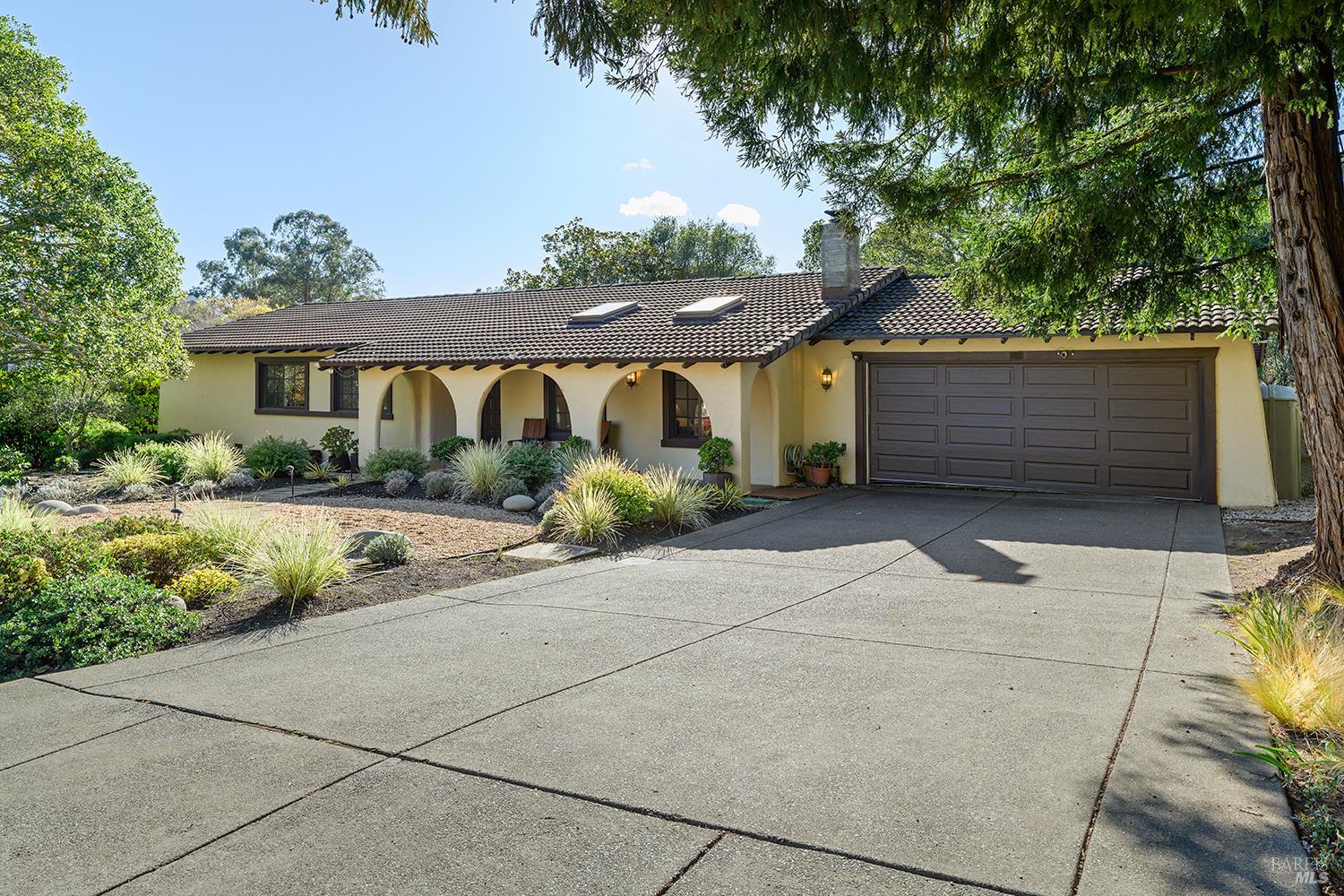 Detail Gallery Image 37 of 39 For 22 Paseo Mirasol Unkn, Tiburon,  CA 94920 - 4 Beds | 2 Baths