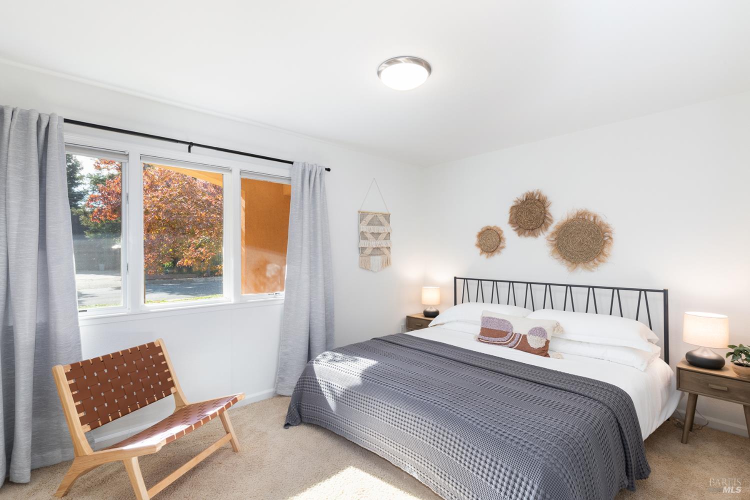 Detail Gallery Image 22 of 40 For 9821 Dawn Way, Windsor,  CA 95492 - 5 Beds | 4 Baths