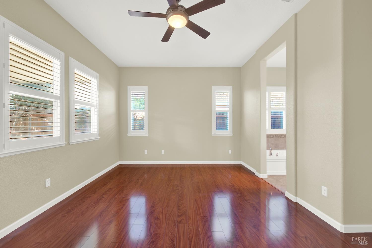 Detail Gallery Image 35 of 71 For 3007 Norwich Ct, Vacaville,  CA 95687 - 3 Beds | 2 Baths