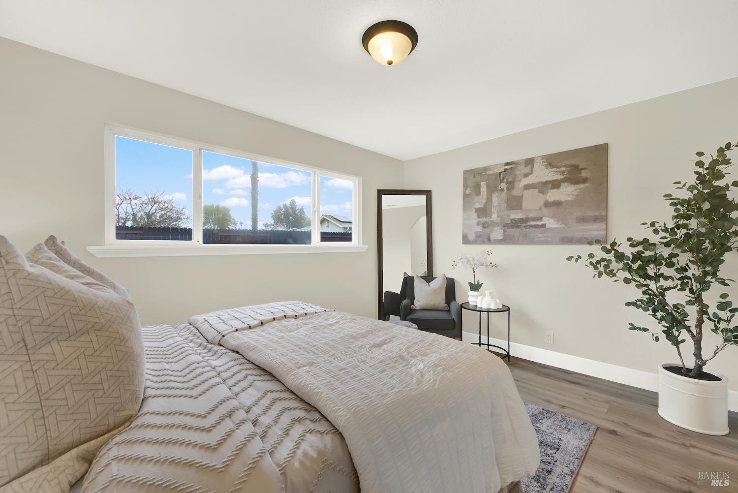 Detail Gallery Image 18 of 37 For 880 Trysail Ct, Vacaville,  CA 95687 - 4 Beds | 2 Baths