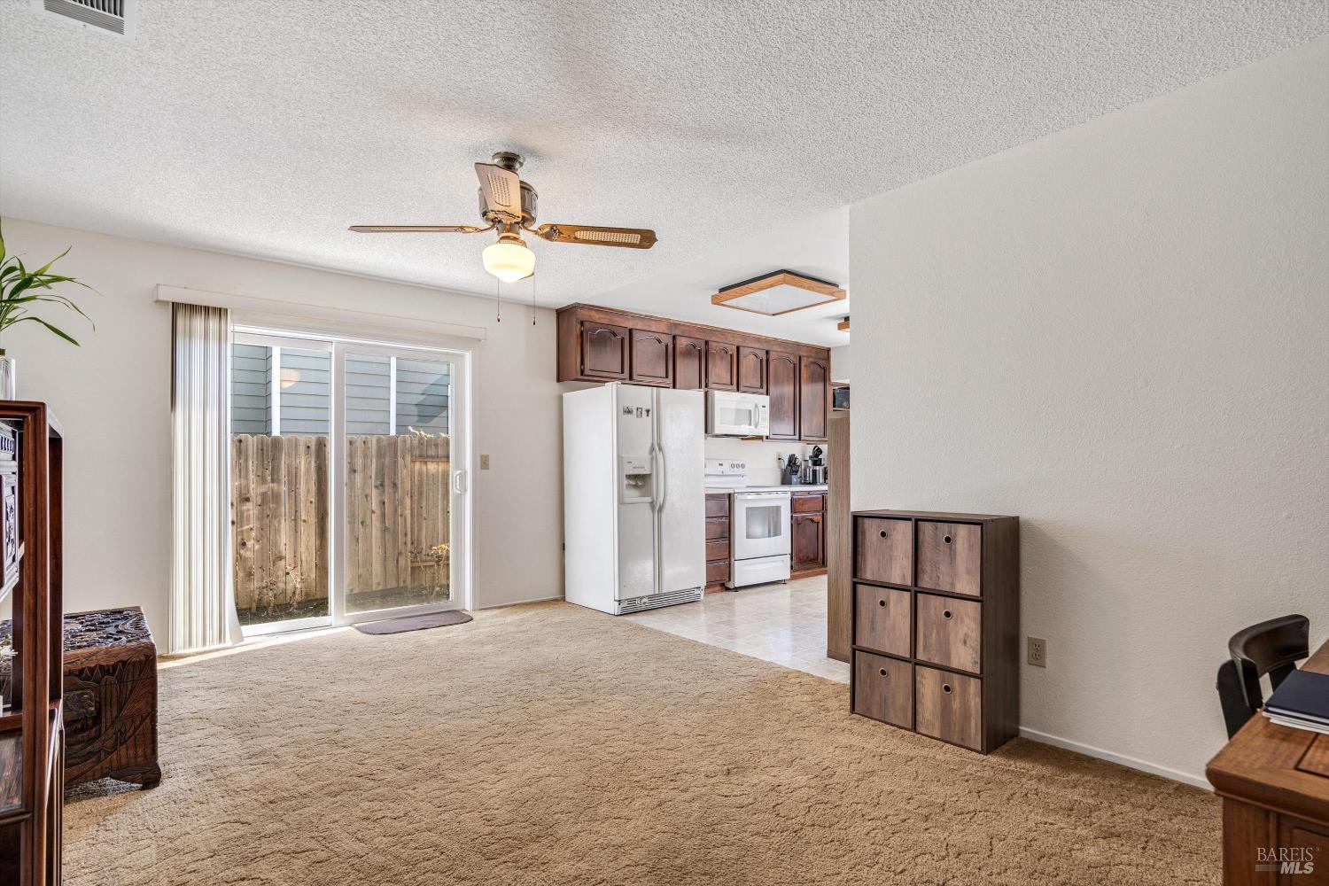 Detail Gallery Image 13 of 22 For 1403 Shasta St, Suisun City,  CA 94585 - 3 Beds | 2 Baths