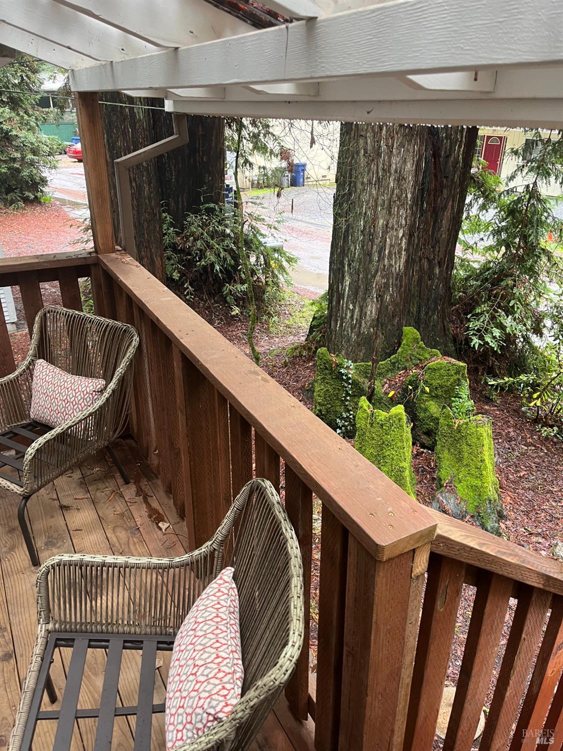 Detail Gallery Image 4 of 19 For 14465 Old Cazadero Rd, Guerneville,  CA 95446 - 2 Beds | 1 Baths