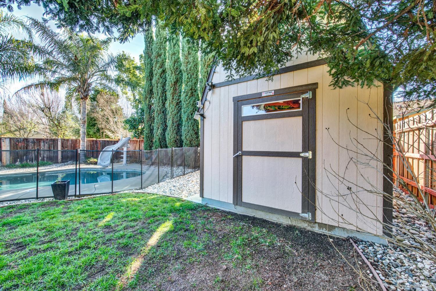 Detail Gallery Image 61 of 71 For 3007 Norwich Ct, Vacaville,  CA 95687 - 3 Beds | 2 Baths