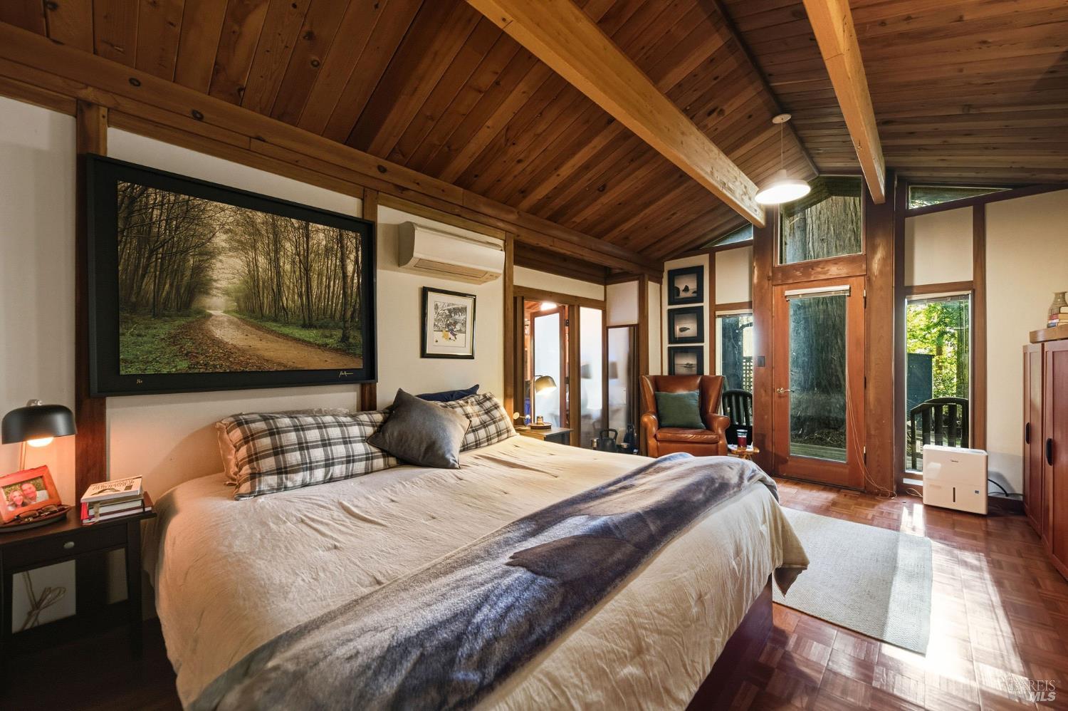 Detail Gallery Image 8 of 27 For 22000 Timber Cove Rd, Jenner,  CA 95450 - 2 Beds | 2 Baths