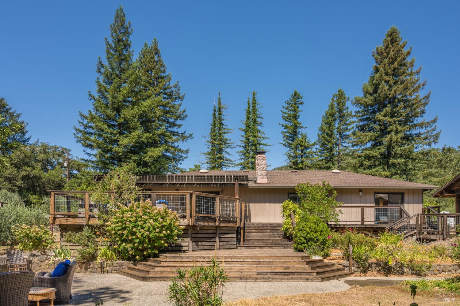 Detail Gallery Image 36 of 62 For 14856 Chalk Hill Rd, Healdsburg,  CA 95448 - 3 Beds | 2/1 Baths