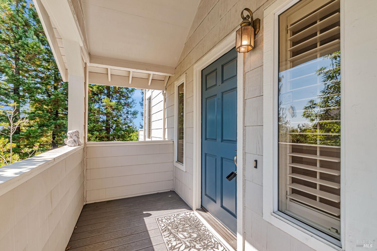 Detail Gallery Image 3 of 53 For 2016 Stonefield Ln, Santa Rosa,  CA 95403 - 3 Beds | 2/1 Baths