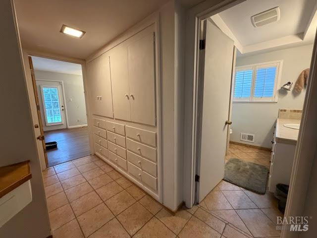 Detail Gallery Image 21 of 39 For 411 S 2nd St, Rio Vista,  CA 94571 - 3 Beds | 2/1 Baths