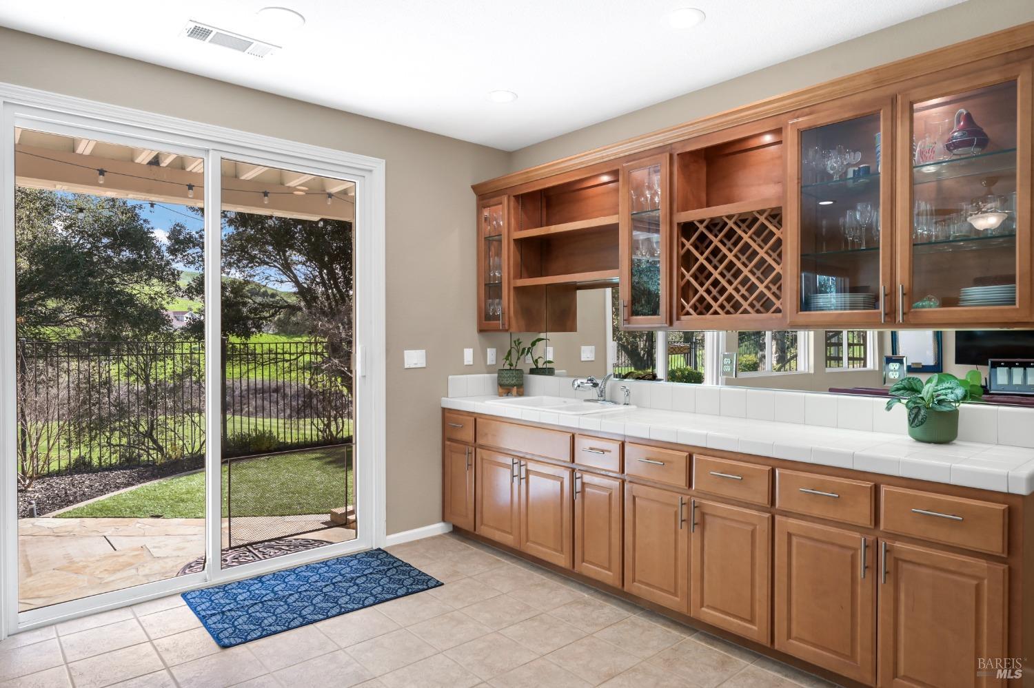 Detail Gallery Image 25 of 50 For 2664 Avocet Ln, Vallejo,  CA 94591 - 3 Beds | 2/1 Baths