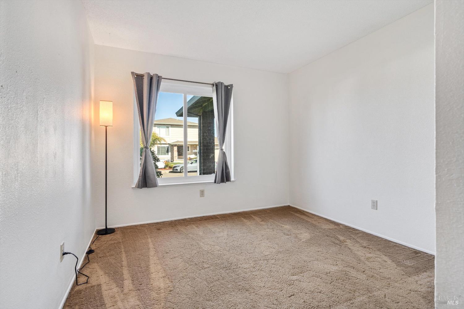 Detail Gallery Image 15 of 22 For 1403 Shasta St, Suisun City,  CA 94585 - 3 Beds | 2 Baths