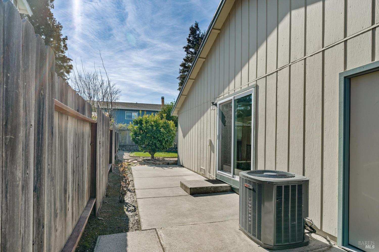 Detail Gallery Image 22 of 22 For 1403 Shasta St, Suisun City,  CA 94585 - 3 Beds | 2 Baths