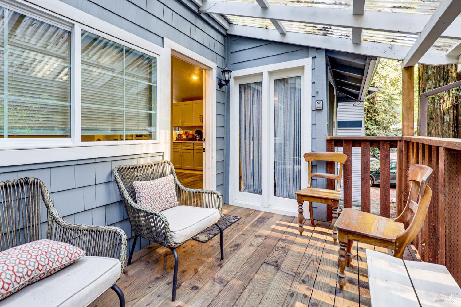 Front Image Thumbnail for BA326012179