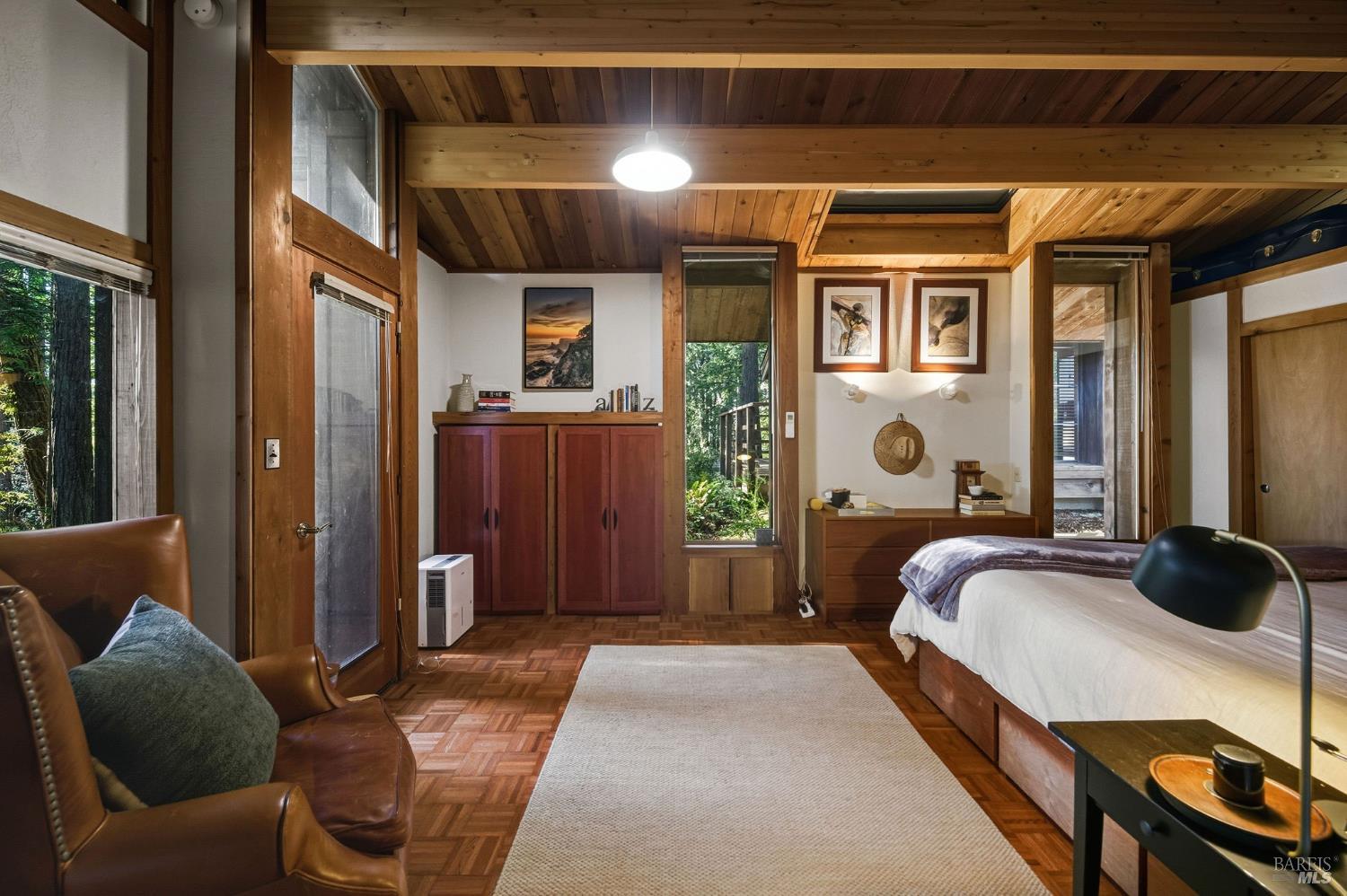 Detail Gallery Image 10 of 27 For 22000 Timber Cove Rd, Jenner,  CA 95450 - 2 Beds | 2 Baths