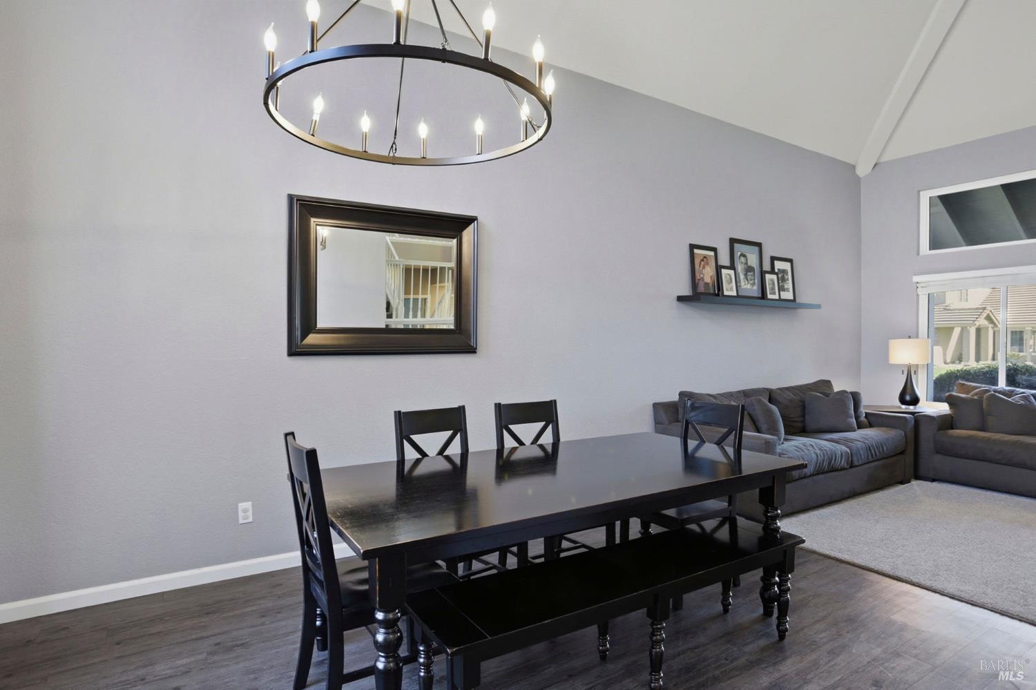 Detail Gallery Image 17 of 52 For 708 Owl Dr, Vacaville,  CA 95687 - 4 Beds | 3 Baths