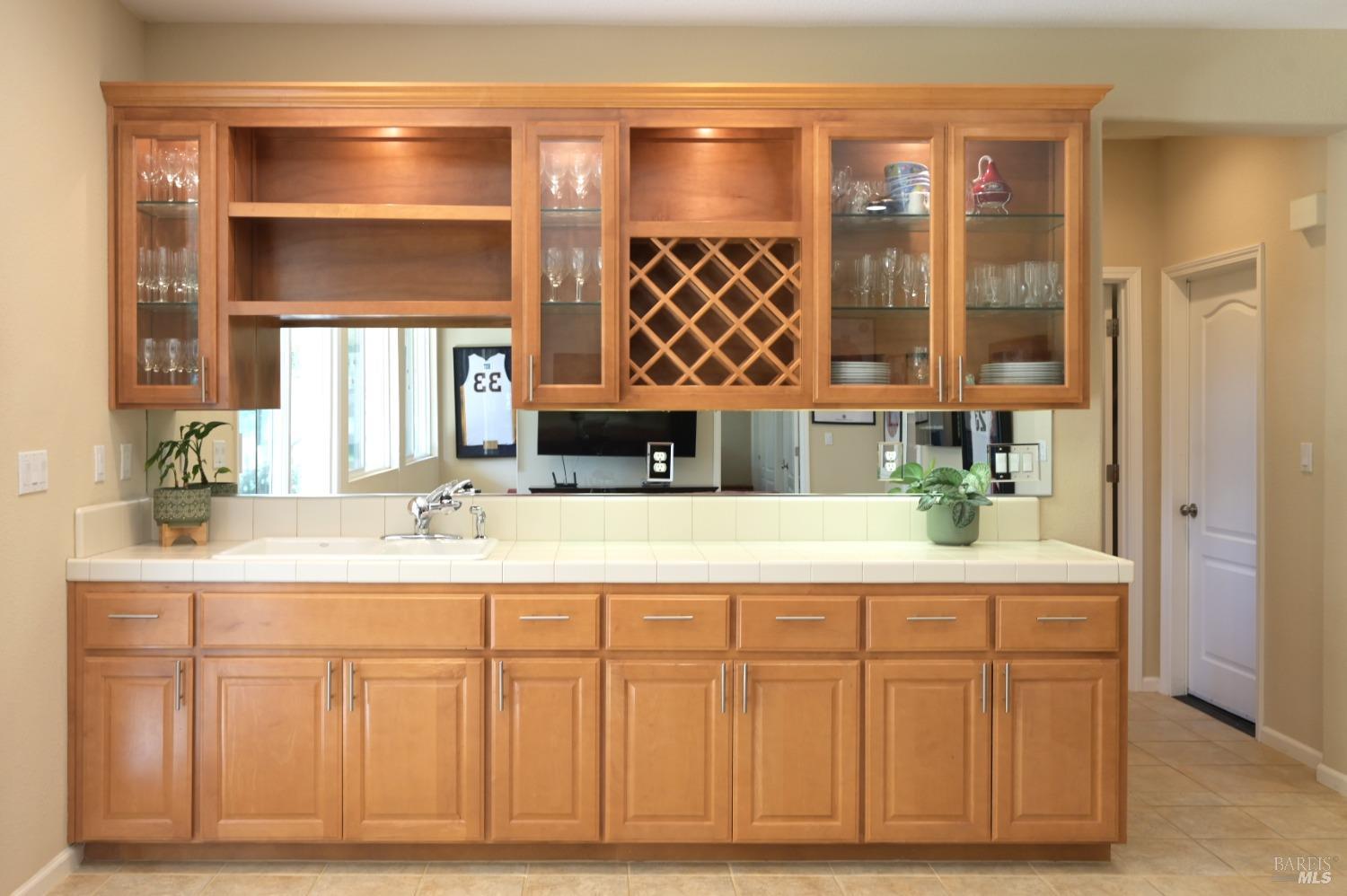 Detail Gallery Image 28 of 50 For 2664 Avocet Ln, Vallejo,  CA 94591 - 3 Beds | 2/1 Baths