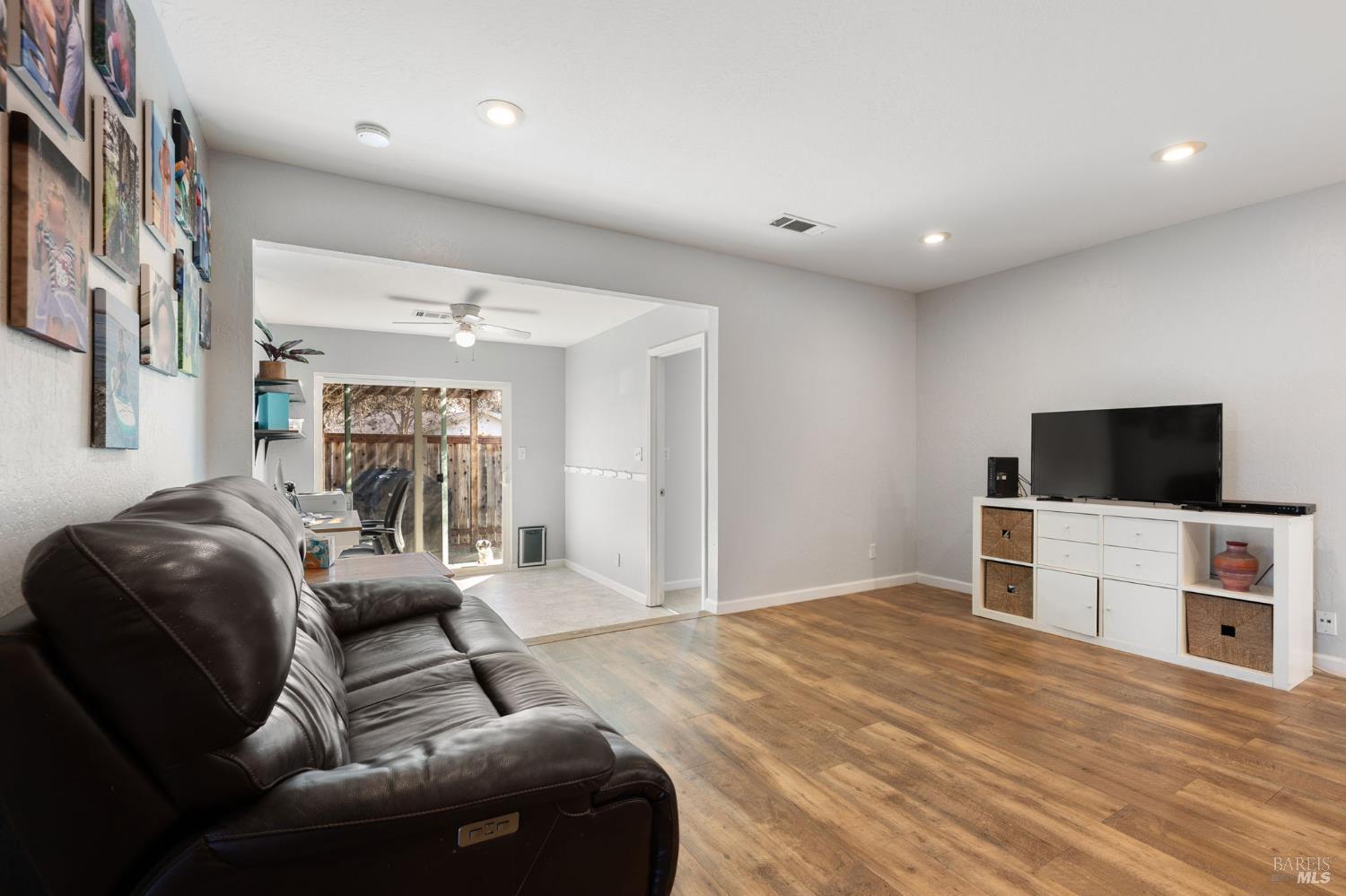 Detail Gallery Image 18 of 51 For 436 Corte Lagos Unkn, Vacaville,  CA 95688 - 4 Beds | 2 Baths