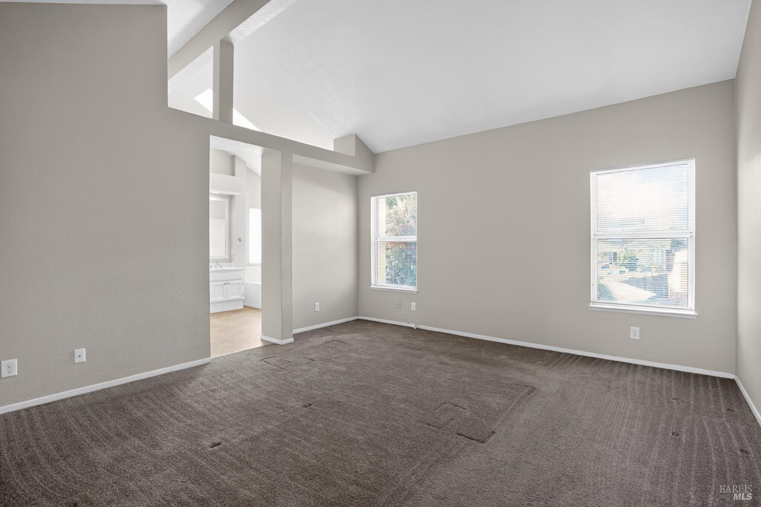 Detail Gallery Image 14 of 30 For 3537 Centennial Dr, Antioch,  CA 94509 - 4 Beds | 2/1 Baths