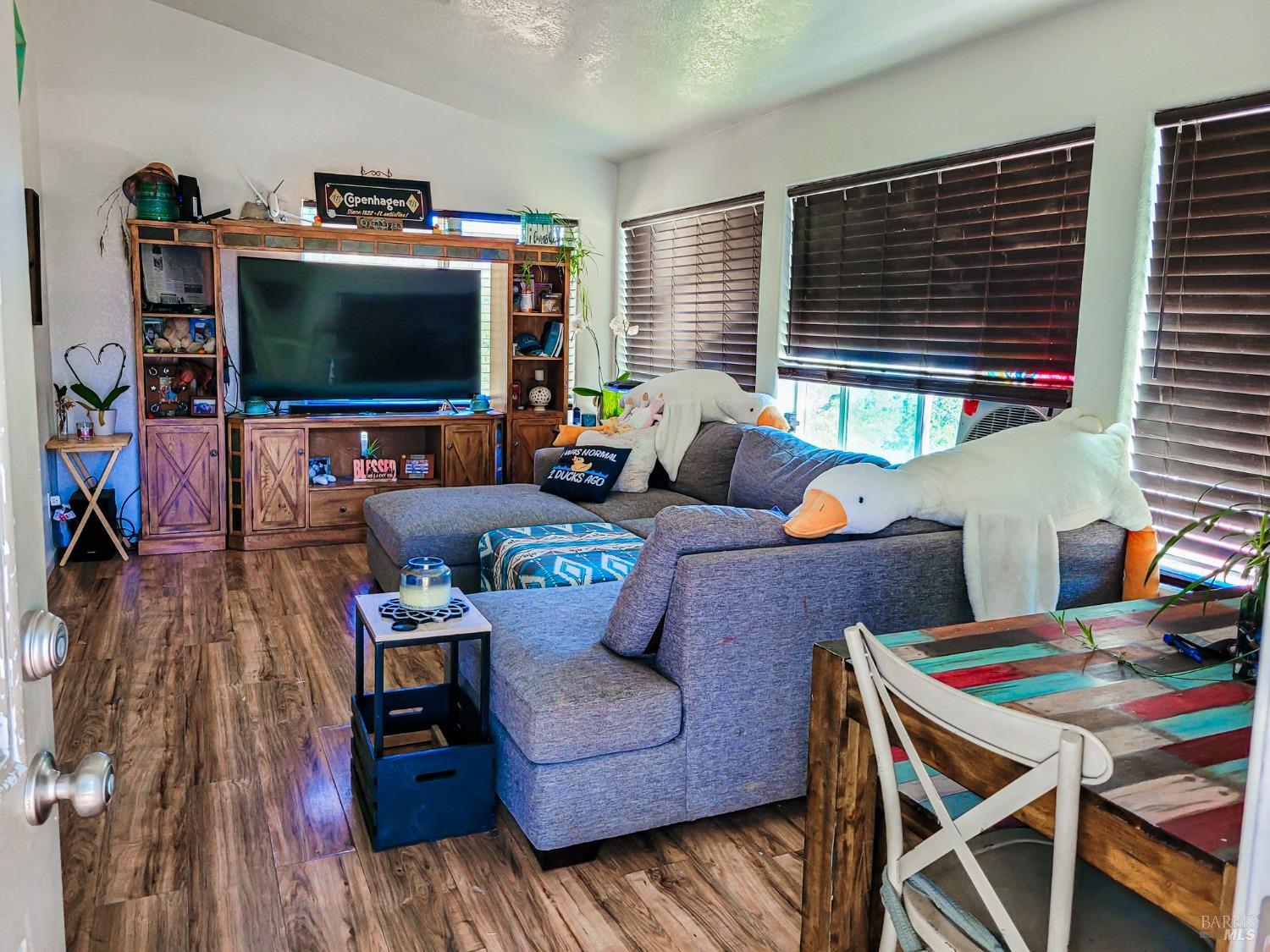 Detail Gallery Image 42 of 91 For 5510 Parducci Rd, Ukiah,  CA 95482 - 3 Beds | 3 Baths