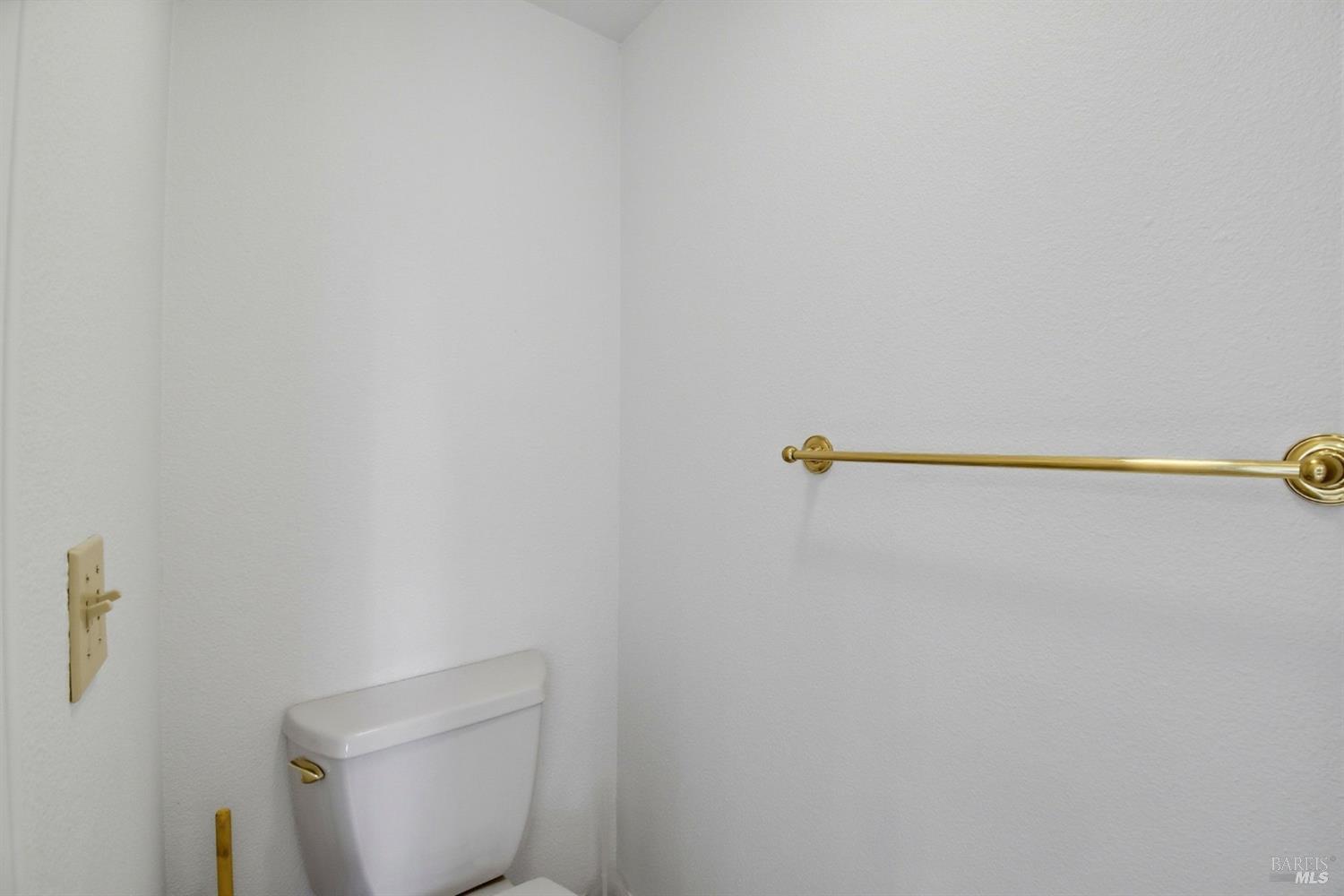 Detail Gallery Image 48 of 53 For 2016 Stonefield Ln, Santa Rosa,  CA 95403 - 3 Beds | 2/1 Baths