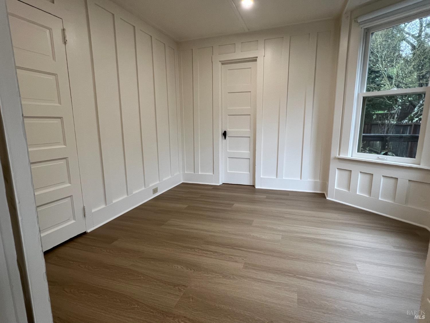 Detail Gallery Image 20 of 32 For 127 Bolinas Ave, Ross,  CA 94957 - 2 Beds | 1 Baths