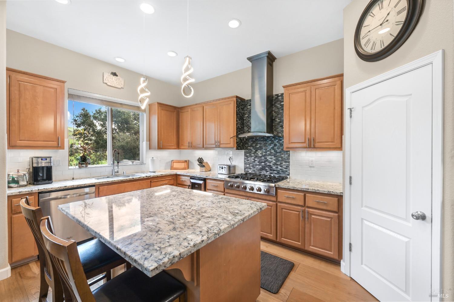 Detail Gallery Image 11 of 50 For 2664 Avocet Ln, Vallejo,  CA 94591 - 3 Beds | 2/1 Baths