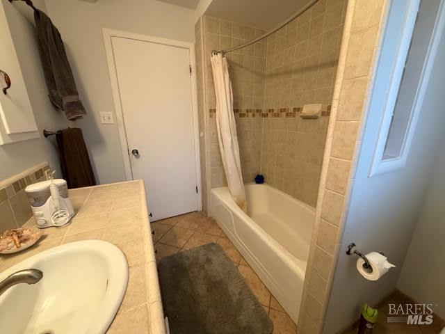 Detail Gallery Image 19 of 39 For 411 S 2nd St, Rio Vista,  CA 94571 - 3 Beds | 2/1 Baths