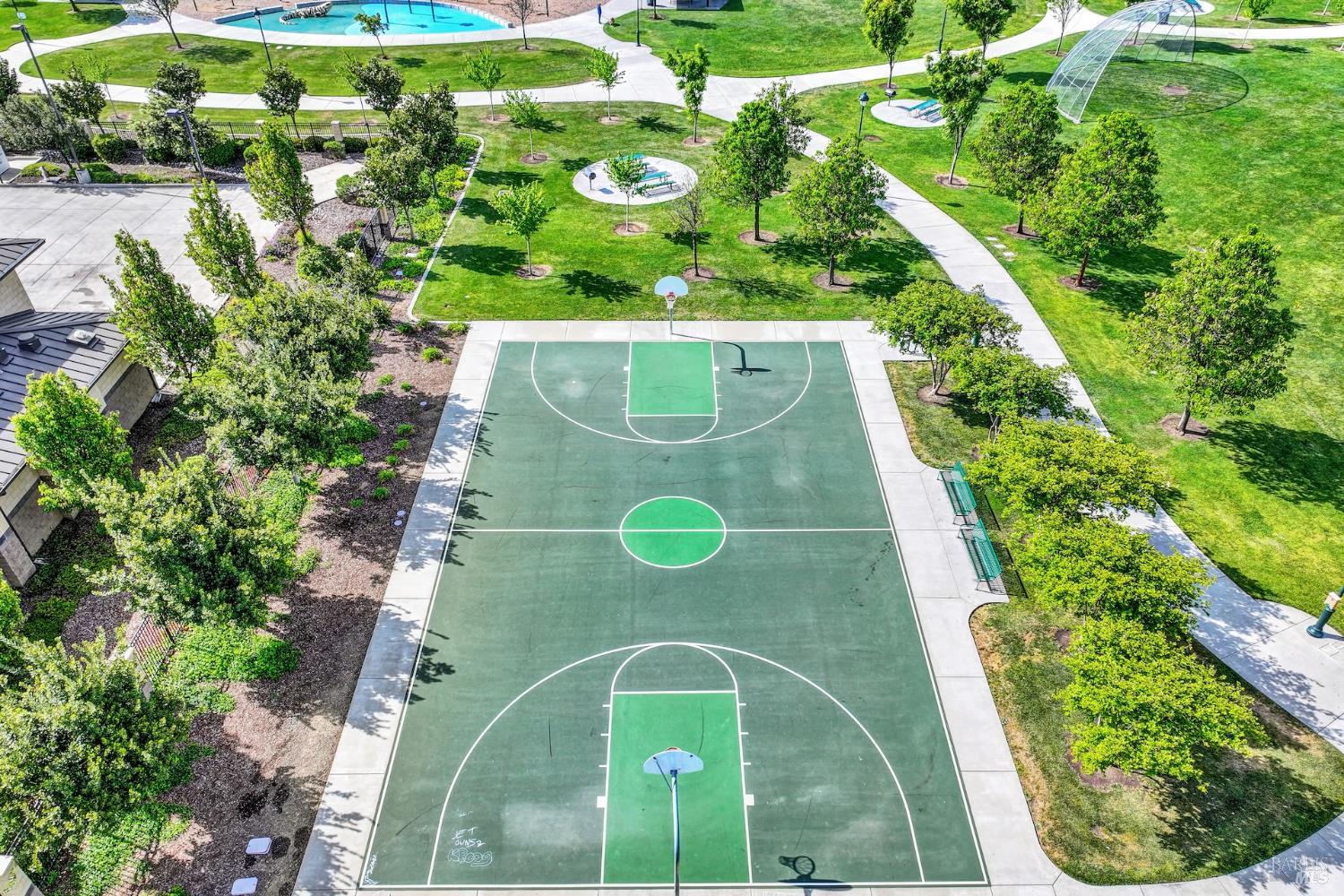 Detail Gallery Image 69 of 71 For 3007 Norwich Ct, Vacaville,  CA 95687 - 3 Beds | 2 Baths