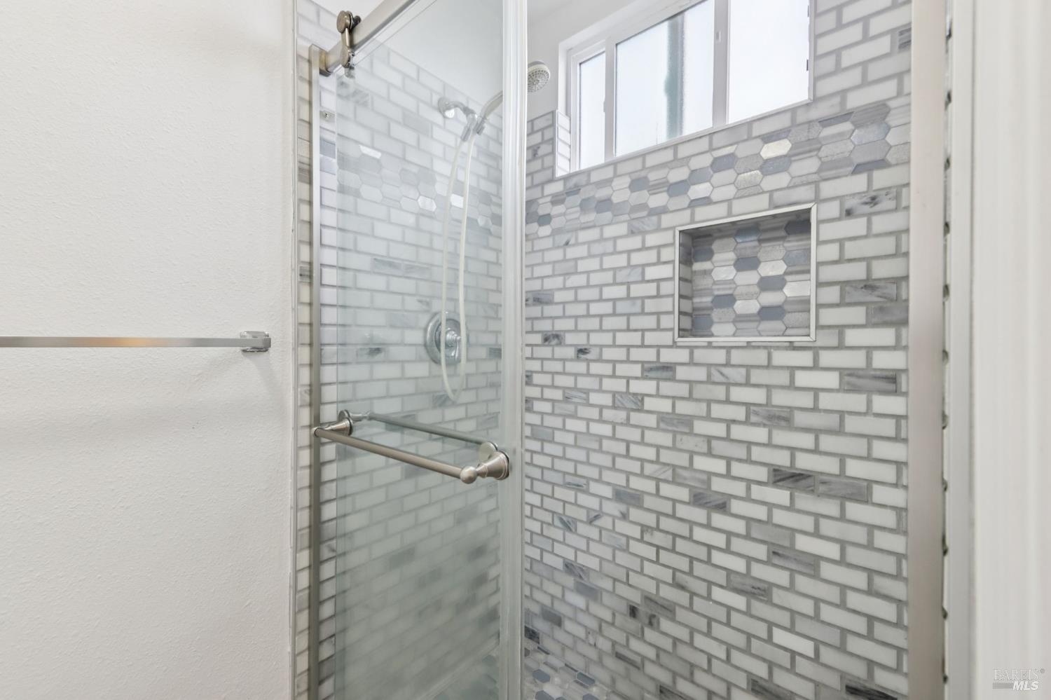 Detail Gallery Image 30 of 44 For 151 Marquette Ave, Vallejo,  CA 94589 - 4 Beds | 2 Baths