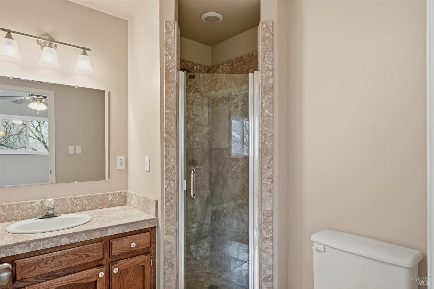 Detail Gallery Image 18 of 37 For 19474 Donkey Hill Rd, Hidden Valley Lake,  CA 95467 - 3 Beds | 2 Baths