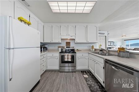 Detail Gallery Image 18 of 49 For 4045 Mesa Dr, Clearlake,  CA 95422 - 3 Beds | 1/1 Baths