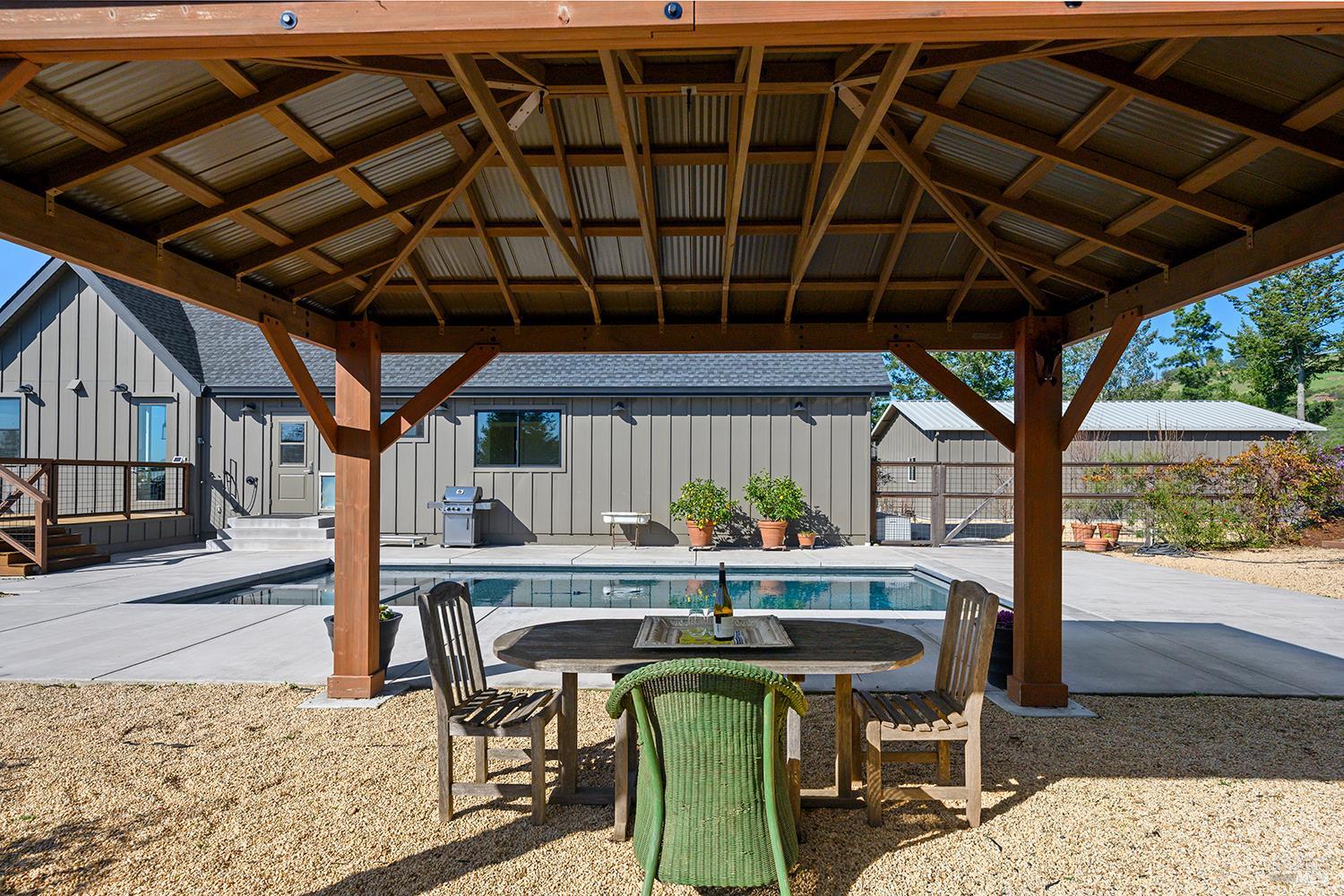 Detail Gallery Image 40 of 54 For 1750 Crystal Springs Ct, Santa Rosa,  CA 95404 - 3 Beds | 2 Baths