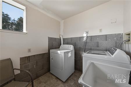 Detail Gallery Image 31 of 49 For 4045 Mesa Dr, Clearlake,  CA 95422 - 3 Beds | 1/1 Baths