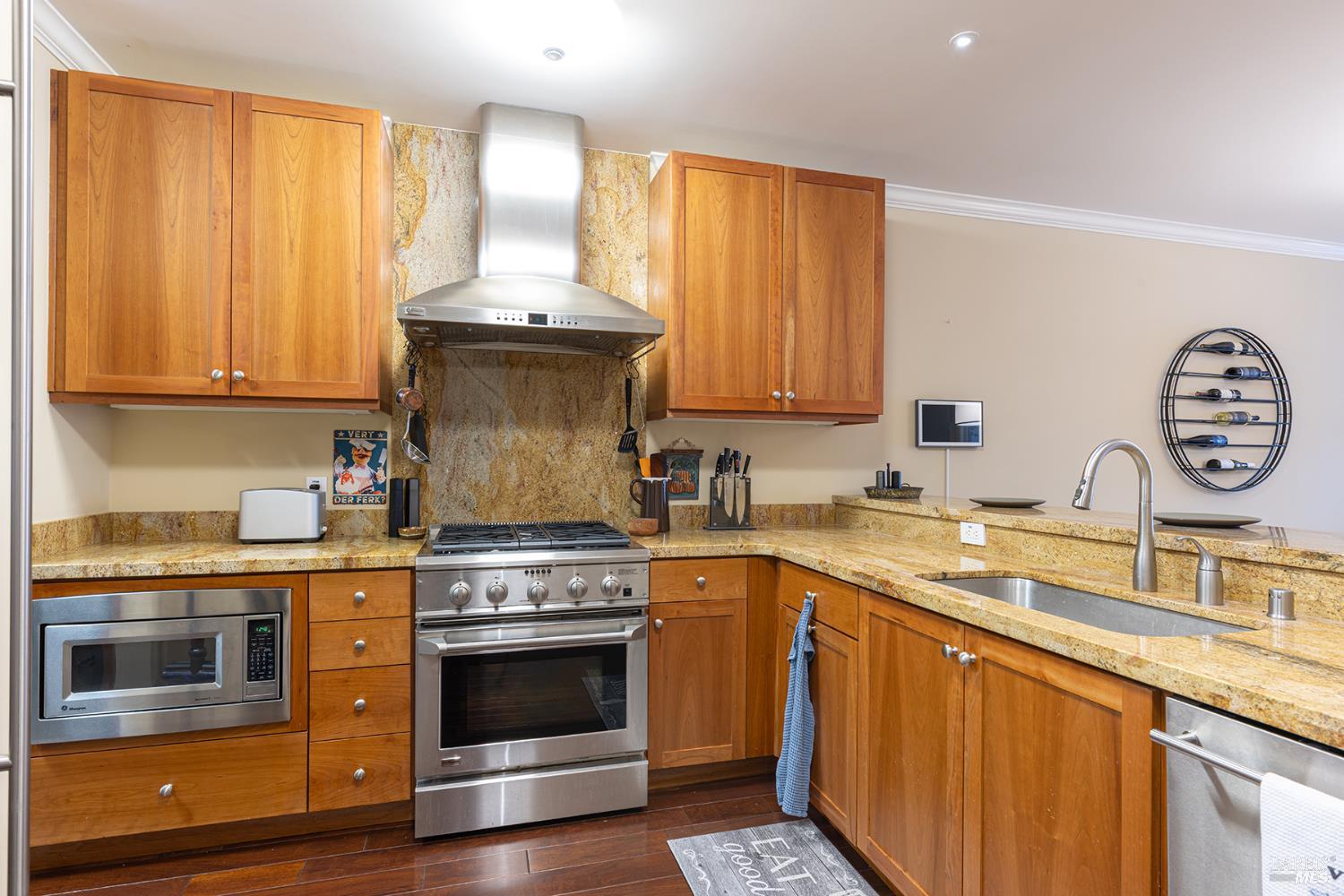 Detail Gallery Image 12 of 27 For 588 Main St #207,  Napa,  CA 94559 - 1 Beds | 1 Baths