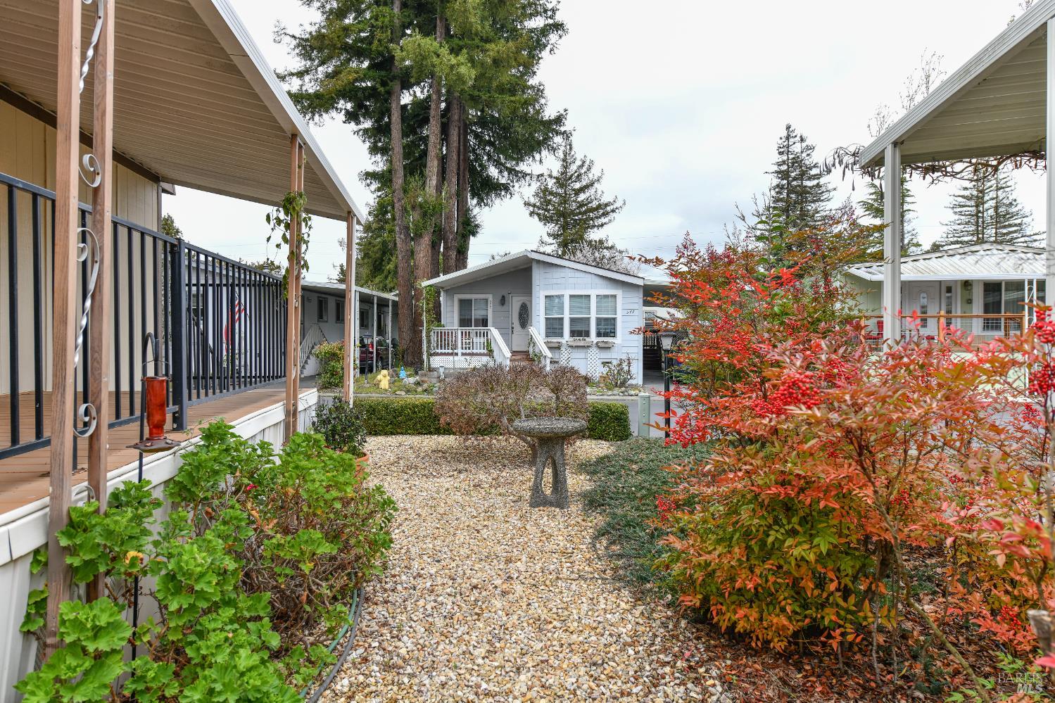 Detail Gallery Image 49 of 67 For 570 Sonoma Dr, Petaluma,  CA 94954 - 2 Beds | 2 Baths