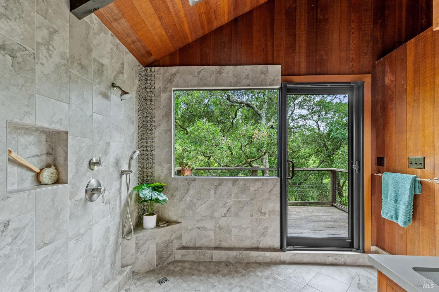 Detail Gallery Image 43 of 64 For 2231 1st Ave, Napa,  CA 94558 - 4 Beds | 3/1 Baths