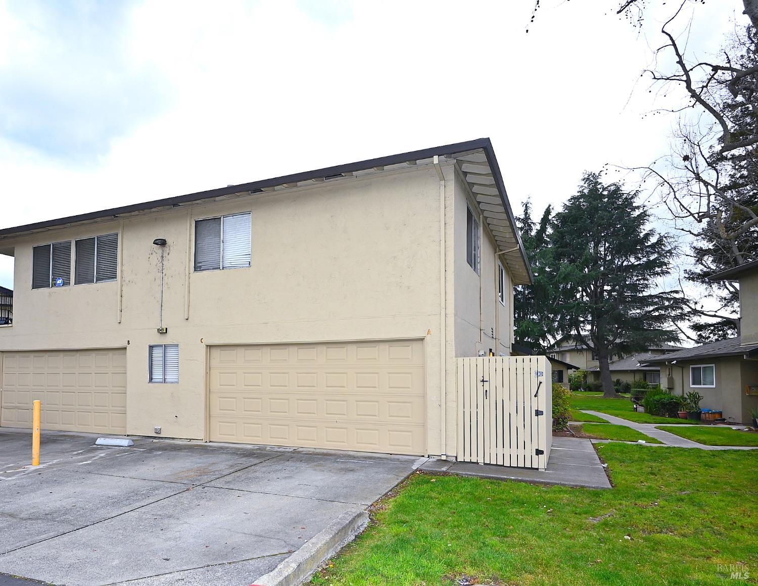 Detail Gallery Image 21 of 27 For 1049 Mohr Ln a,  Concord,  CA 94518 - 2 Beds | 1 Baths