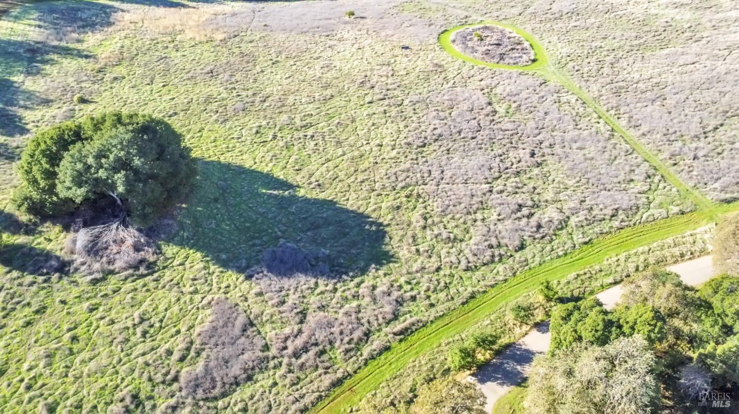 Detail Gallery Image 8 of 28 For 8249 Point Dr, Kelseyville,  CA 95451 - – Beds | – Baths