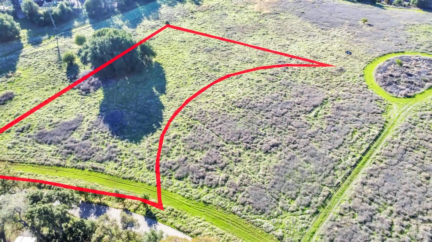 Detail Gallery Image 3 of 28 For 8249 Point Dr, Kelseyville,  CA 95451 - – Beds | – Baths